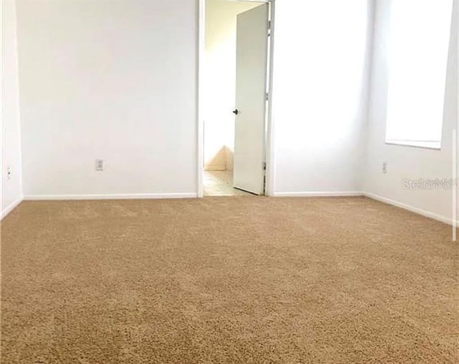 For Rent: $2,250 (3 beds, 2 baths, 1687 Square Feet)