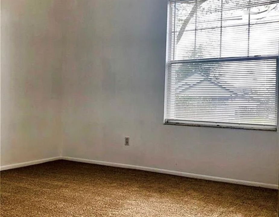 For Rent: $2,250 (3 beds, 2 baths, 1687 Square Feet)