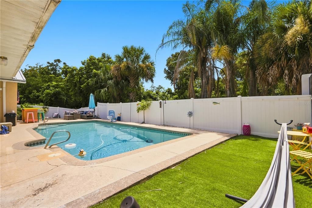 En Venta: $405,000 (3 camas, 2 baños, 1839 Pies cuadrados)