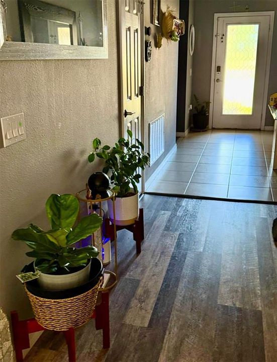 En Venta: $349,800 (4 camas, 2 baños, 2116 Pies cuadrados)