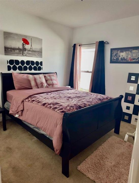 En Venta: $349,800 (4 camas, 2 baños, 2116 Pies cuadrados)