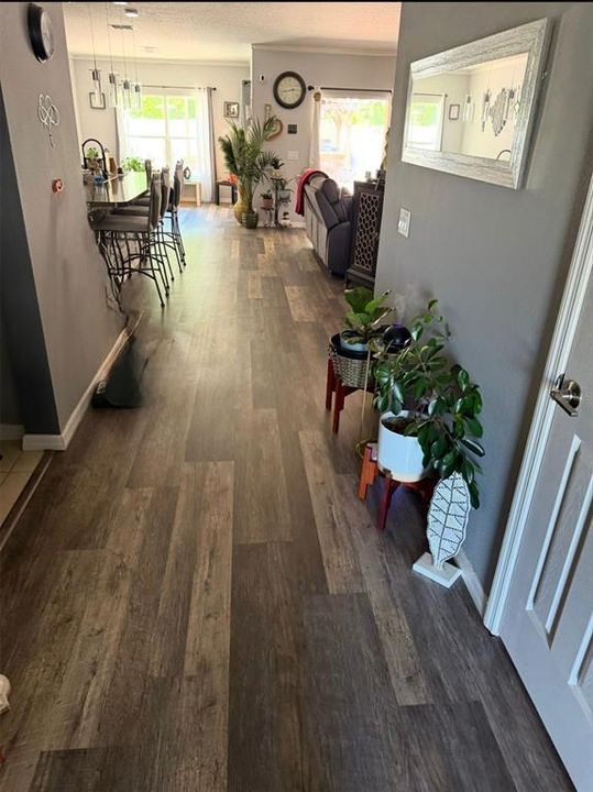En Venta: $349,800 (4 camas, 2 baños, 2116 Pies cuadrados)