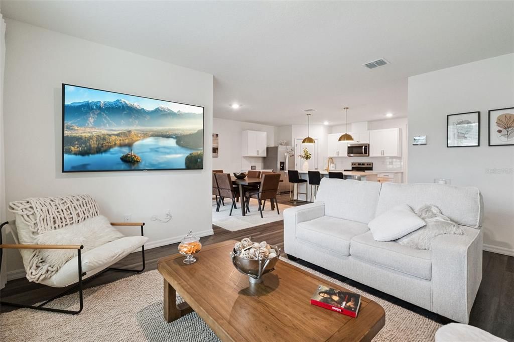 En Venta: $472,990 (4 camas, 2 baños, 1828 Pies cuadrados)