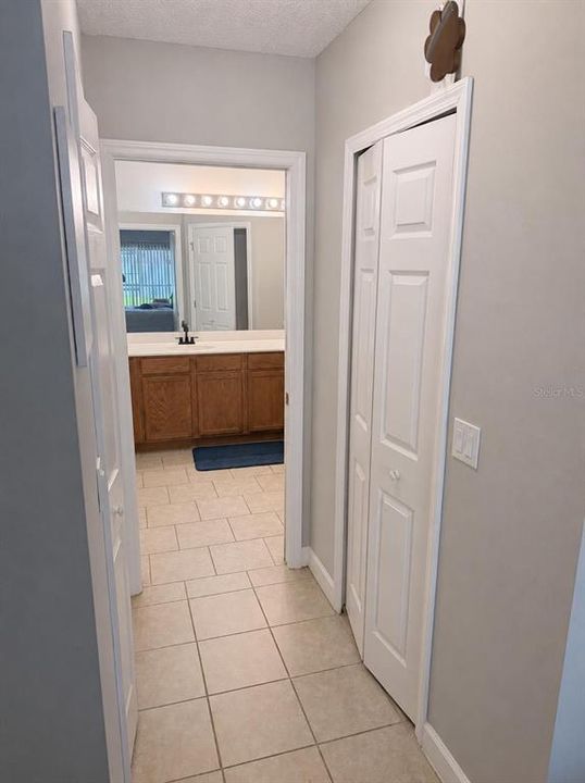 En Venta: $484,900 (4 camas, 2 baños, 2298 Pies cuadrados)