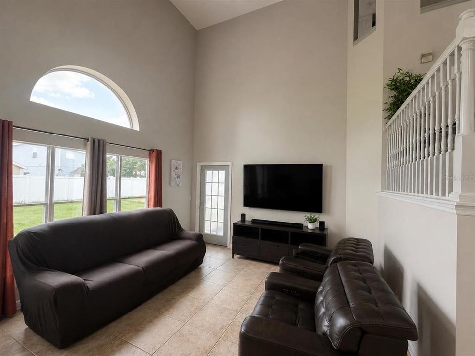 En Venta: $484,900 (4 camas, 2 baños, 2298 Pies cuadrados)