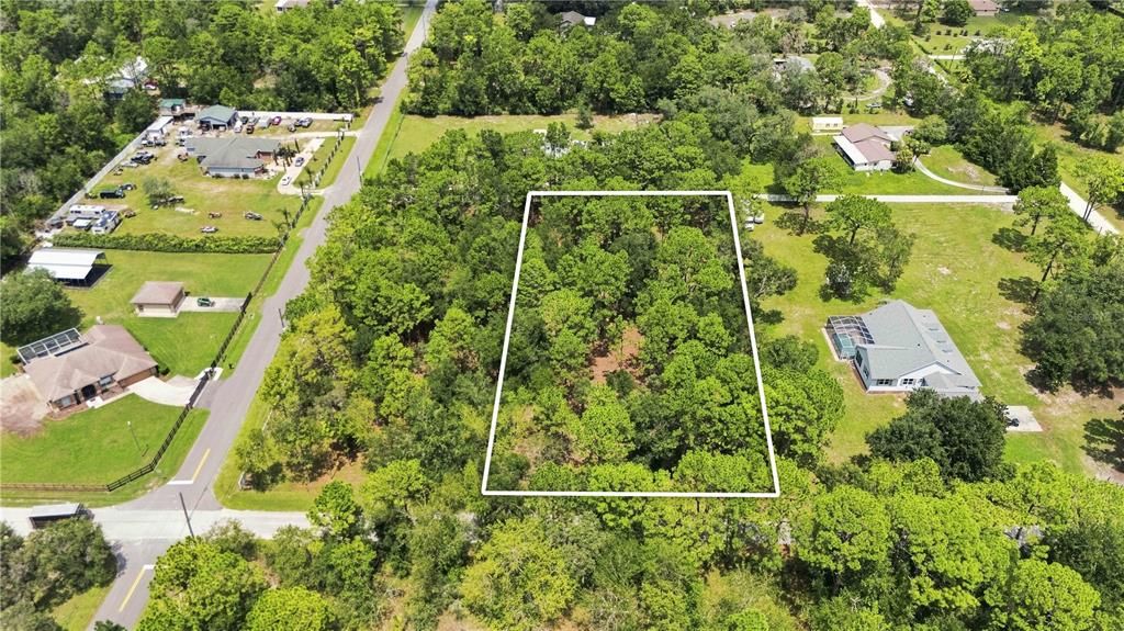 На продажу: $100,000 (1.30 acres)