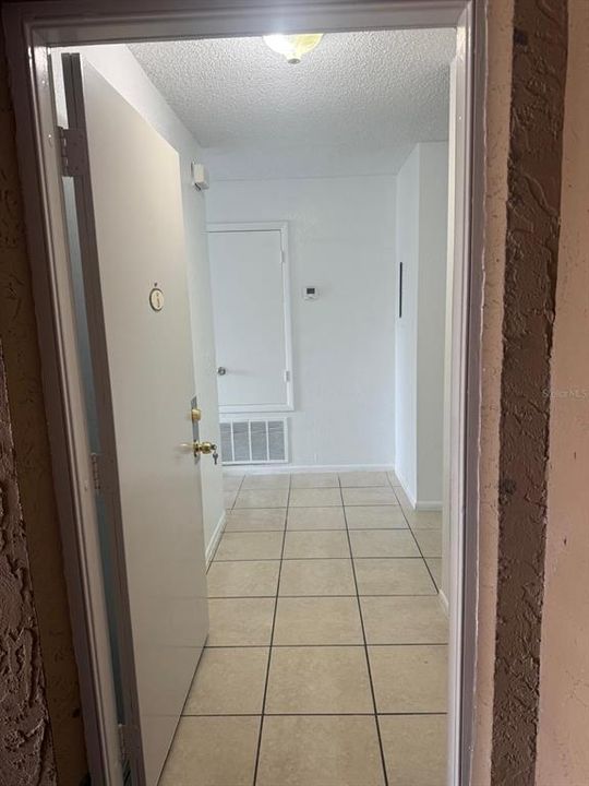 For Rent: $1,600 (2 beds, 2 baths, 905 Square Feet)