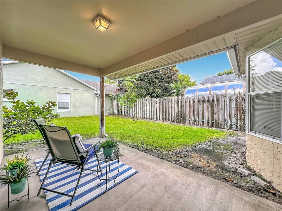 For Sale: $385,000 (3 beds, 2 baths, 1376 Square Feet)