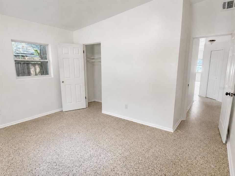 В аренду: $2,000 (2 спален, 1 ванн, 980 Квадратных фут)