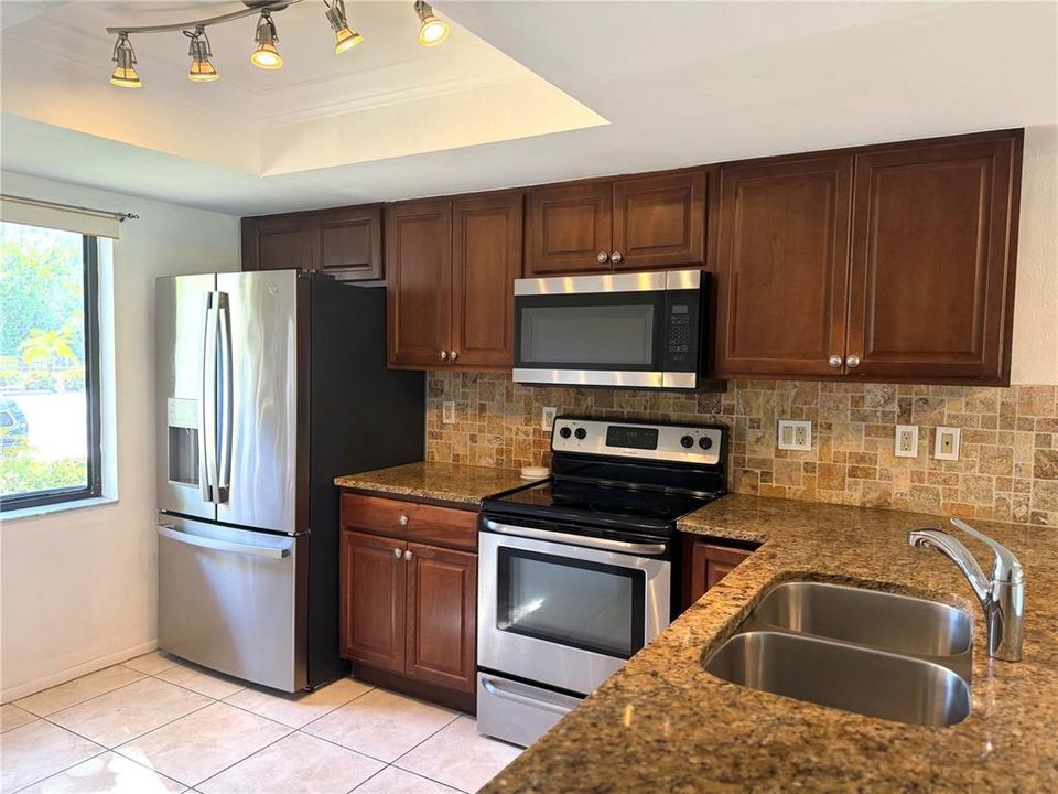 En Venta: $208,000 (2 camas, 2 baños, 983 Pies cuadrados)