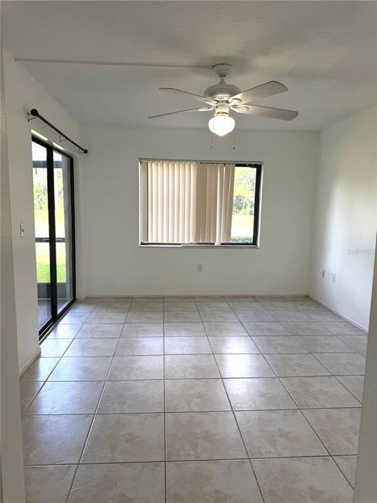 En Venta: $208,000 (2 camas, 2 baños, 983 Pies cuadrados)
