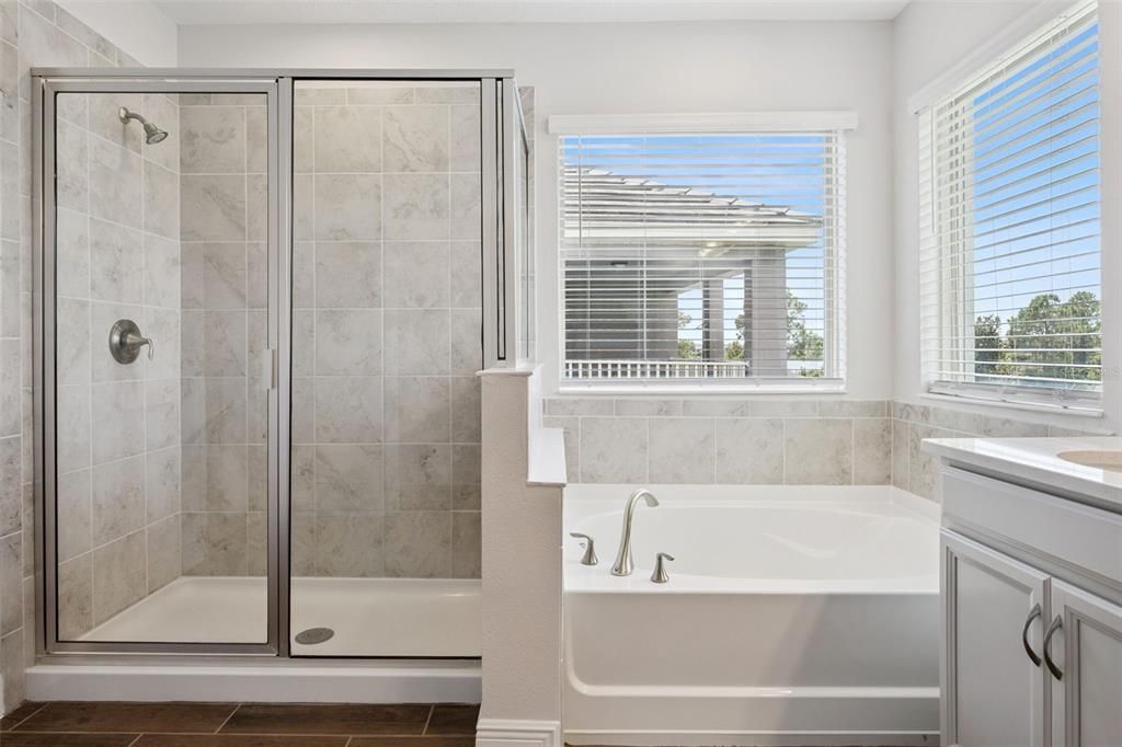 For Sale: $825,000 (4 beds, 3 baths, 2921 Square Feet)