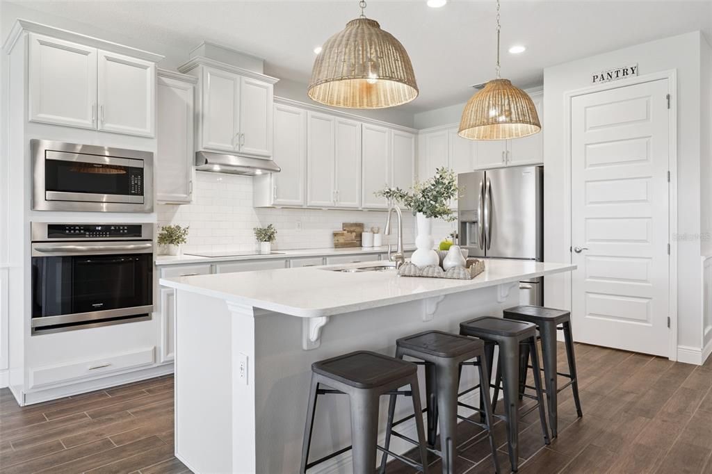 For Sale: $825,000 (4 beds, 3 baths, 2921 Square Feet)