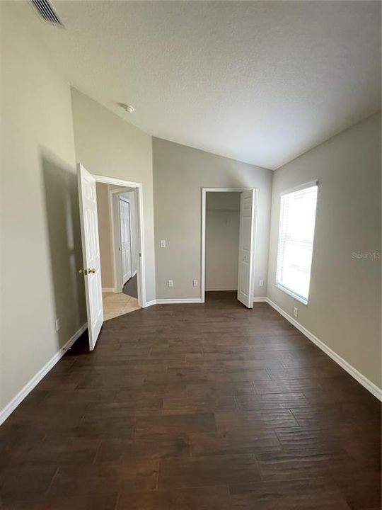 En Renta: $2,950 (4 camas, 2 baños, 1921 Pies cuadrados)