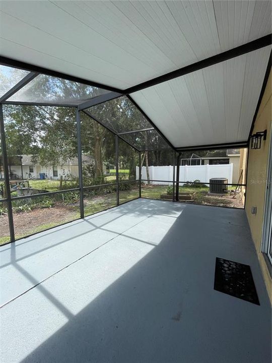 En Renta: $2,950 (4 camas, 2 baños, 1921 Pies cuadrados)