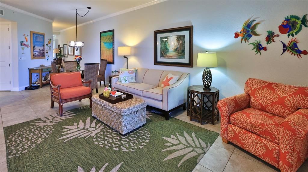 For Sale: $559,000 (2 beds, 2 baths, 1384 Square Feet)