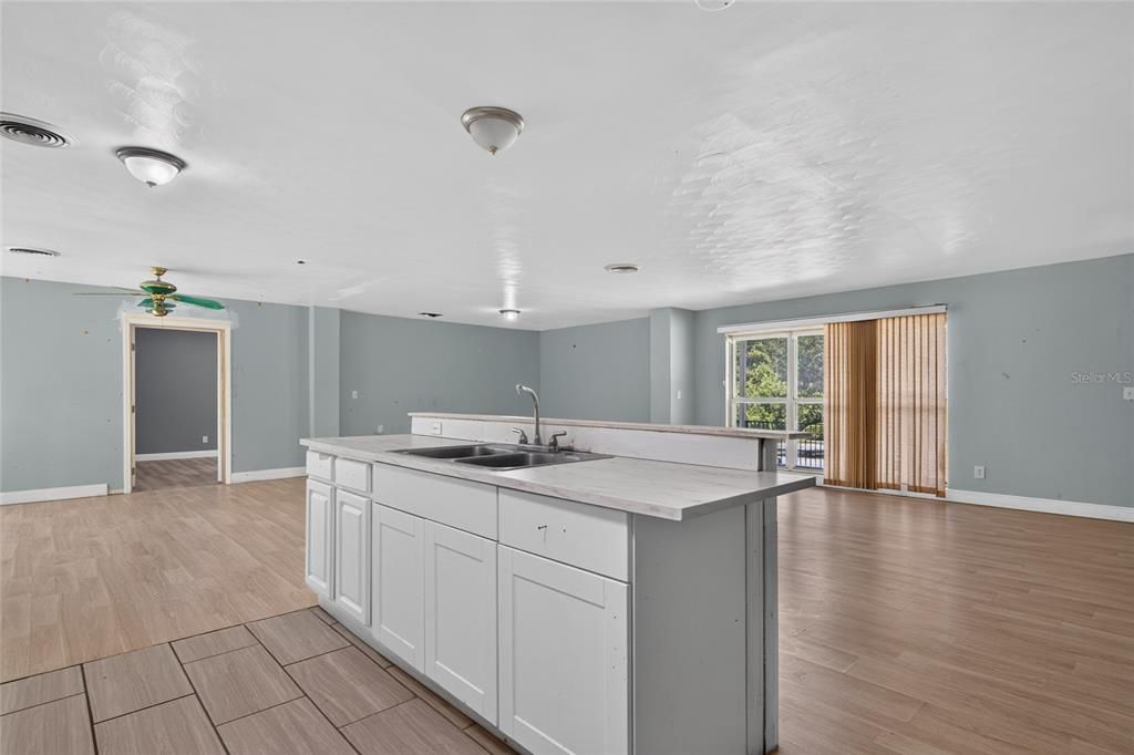 For Sale: $1,200,000 (3 beds, 2 baths, 1487 Square Feet)