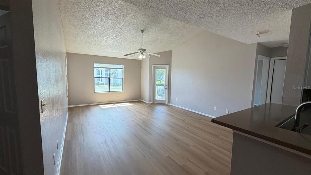 For Rent: $1,500 (2 beds, 2 baths, 1130 Square Feet)