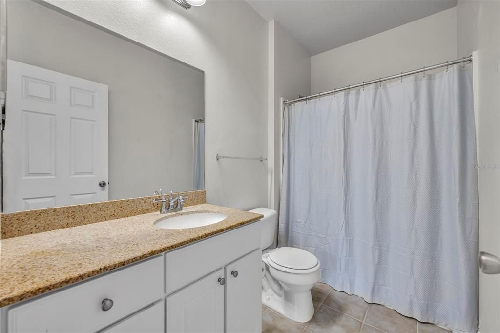 В аренду: $1,850 (2 спален, 2 ванн, 1276 Квадратных фут)