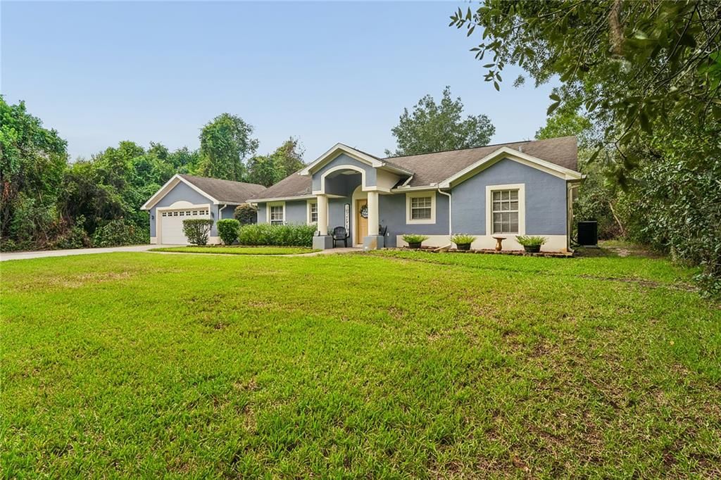 For Sale: $415,000 (3 beds, 2 baths, 1340 Square Feet)