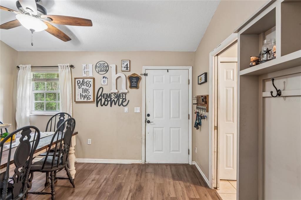 For Sale: $415,000 (3 beds, 2 baths, 1340 Square Feet)