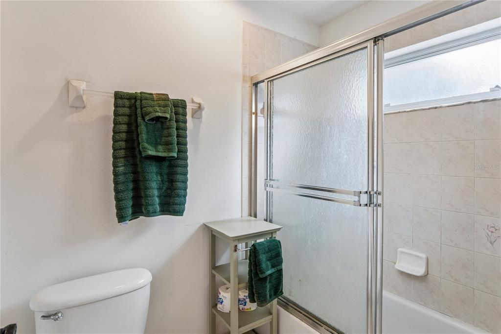 For Sale: $415,000 (3 beds, 2 baths, 1340 Square Feet)