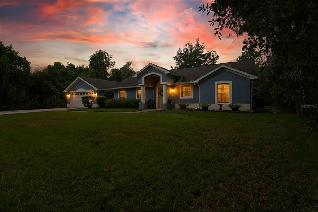 For Sale: $415,000 (3 beds, 2 baths, 1340 Square Feet)