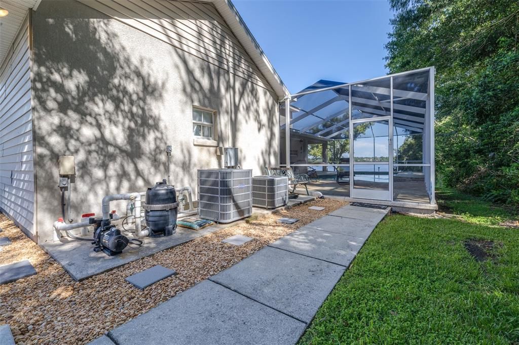 For Sale: $760,000 (5 beds, 3 baths, 3694 Square Feet)
