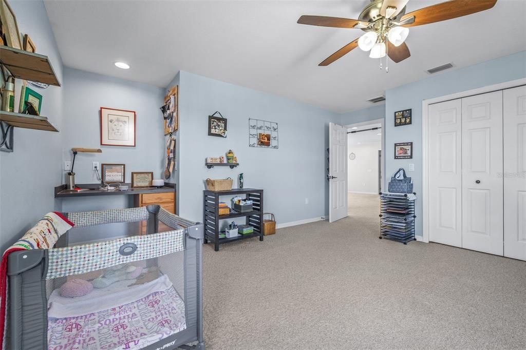 For Sale: $760,000 (5 beds, 3 baths, 3694 Square Feet)