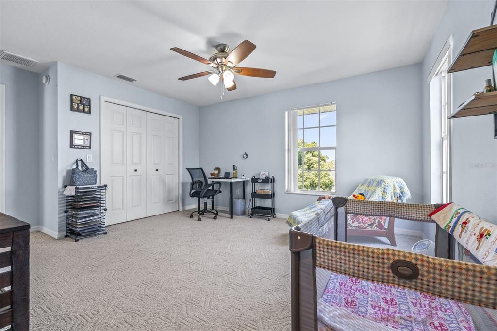 For Sale: $760,000 (5 beds, 3 baths, 3694 Square Feet)