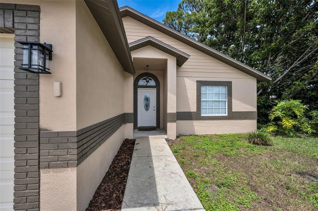 En Venta: $449,900 (3 camas, 2 baños, 1674 Pies cuadrados)