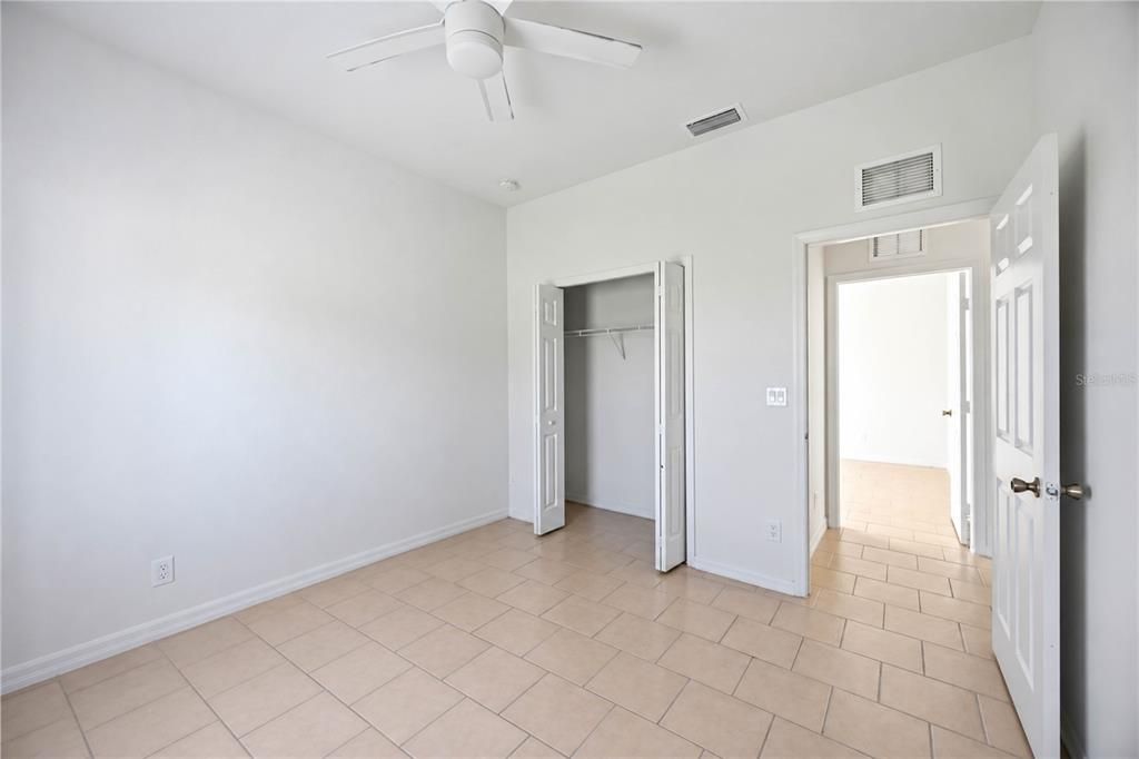 For Sale: $299,900 (3 beds, 2 baths, 1852 Square Feet)
