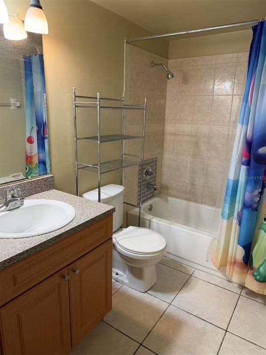 На продажу: $109,900 (1 спален, 1 ванн, 742 Квадратных фут)