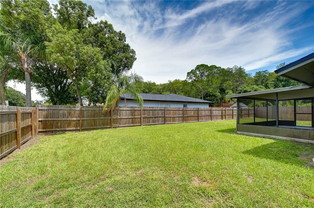 Active With Contract: $419,900 (3 beds, 2 baths, 1543 Square Feet)