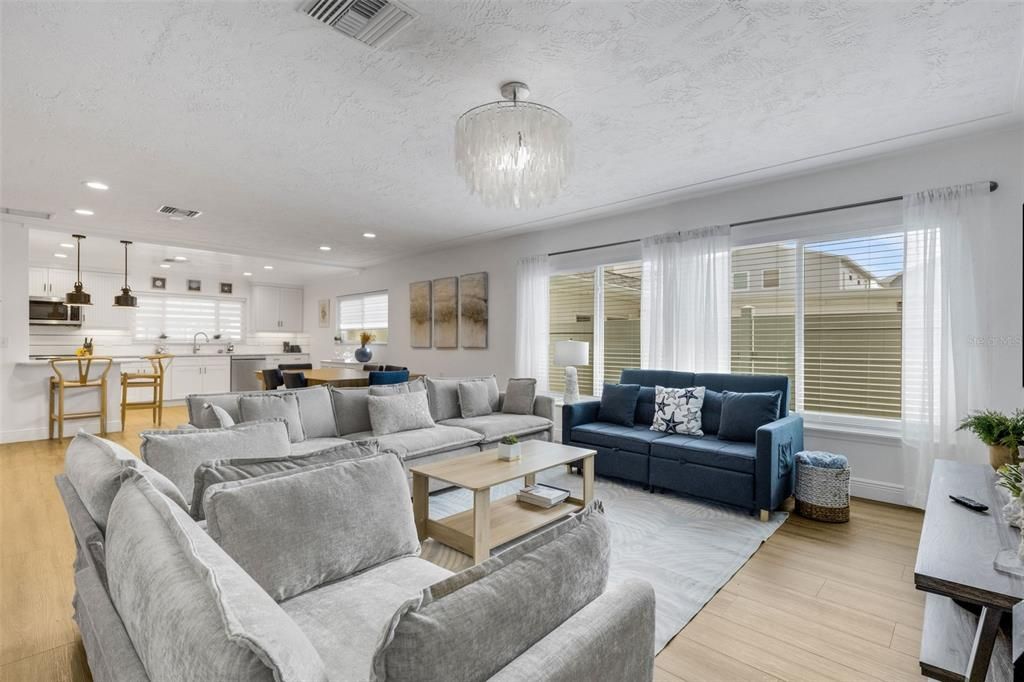 En Venta: $1,049,000 (2 camas, 2 baños, 1406 Pies cuadrados)