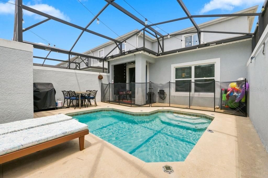 En Venta: $515,000 (5 camas, 4 baños, 2168 Pies cuadrados)