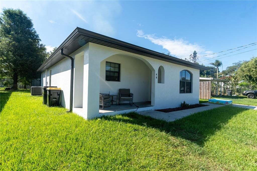For Sale: $250,000 (3 beds, 2 baths, 1404 Square Feet)