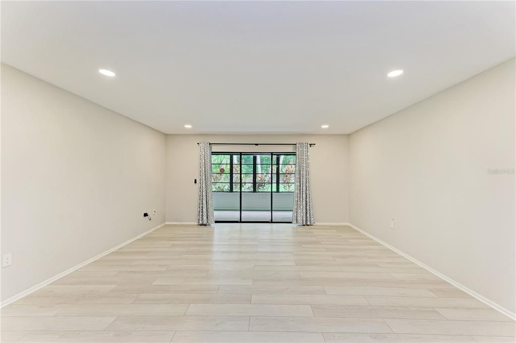 En Venta: $239,000 (2 camas, 2 baños, 1545 Pies cuadrados)