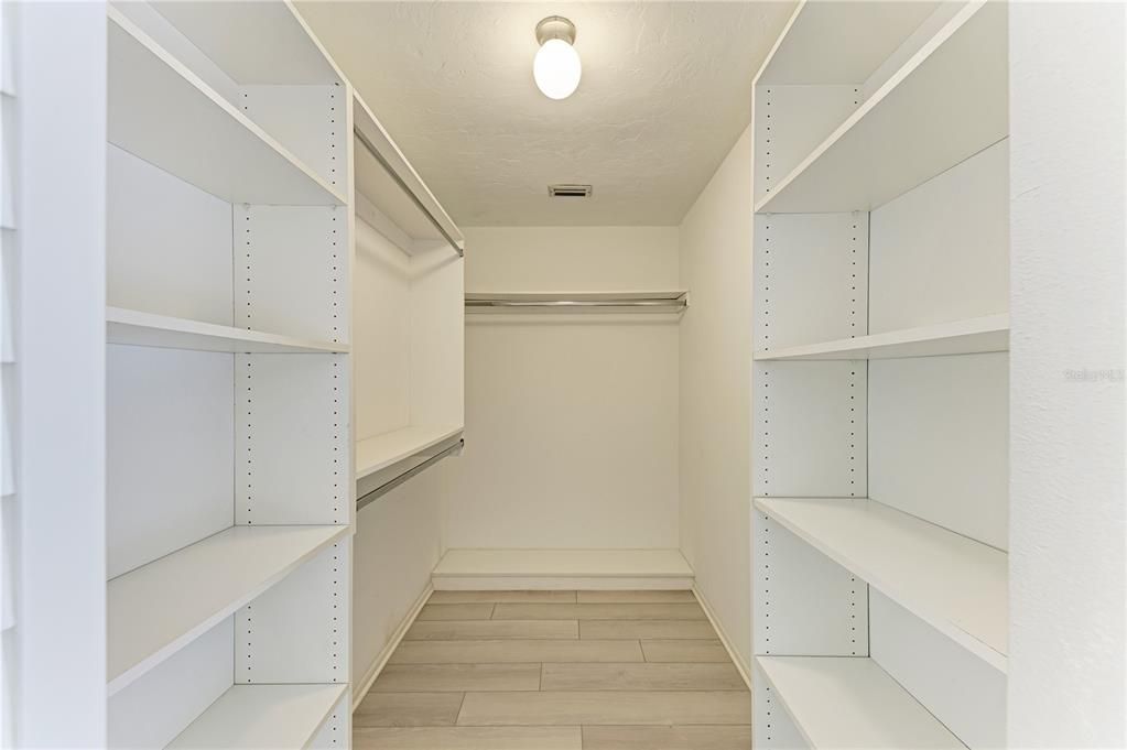 En Venta: $239,000 (2 camas, 2 baños, 1545 Pies cuadrados)
