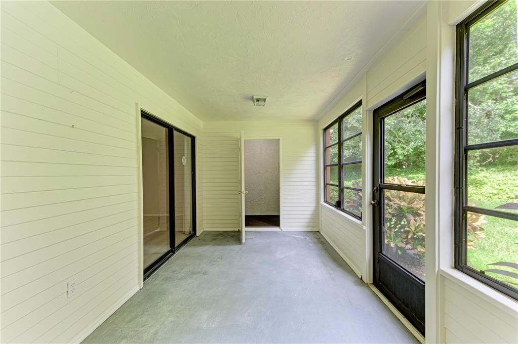 En Venta: $239,000 (2 camas, 2 baños, 1545 Pies cuadrados)