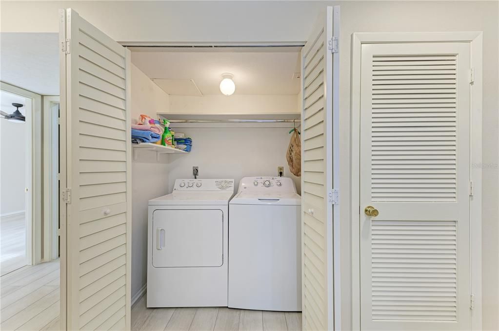 En Venta: $239,000 (2 camas, 2 baños, 1545 Pies cuadrados)