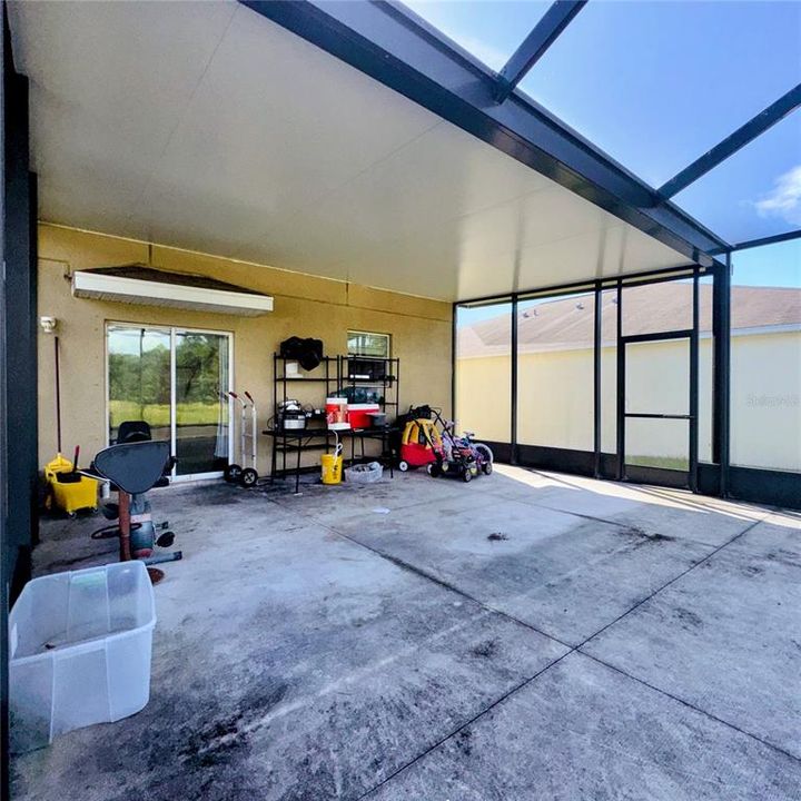 For Sale: $380,000 (4 beds, 2 baths, 2614 Square Feet)