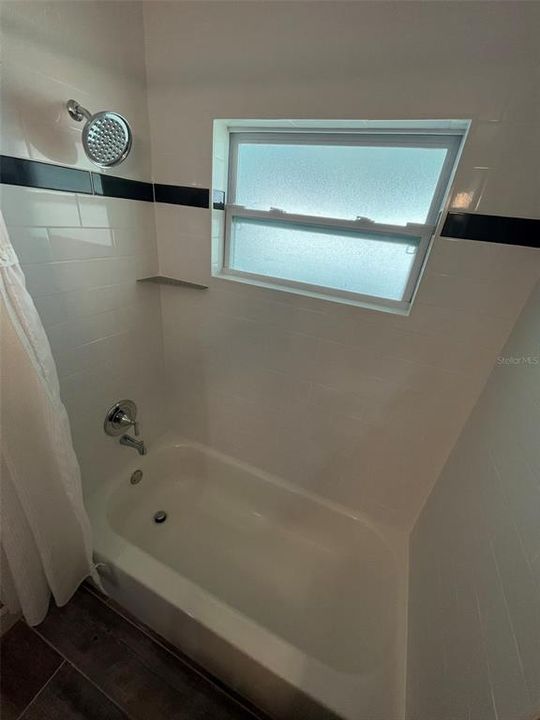 For Rent: $4,900 (3 beds, 2 baths, 1541 Square Feet)