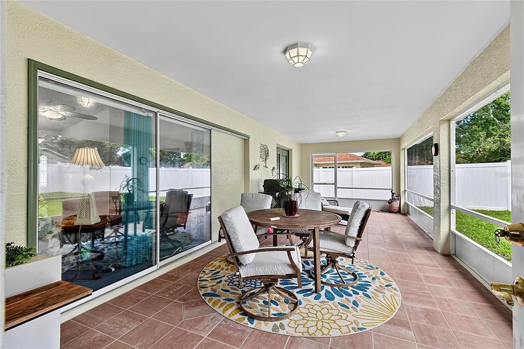 For Sale: $345,000 (3 beds, 2 baths, 1905 Square Feet)