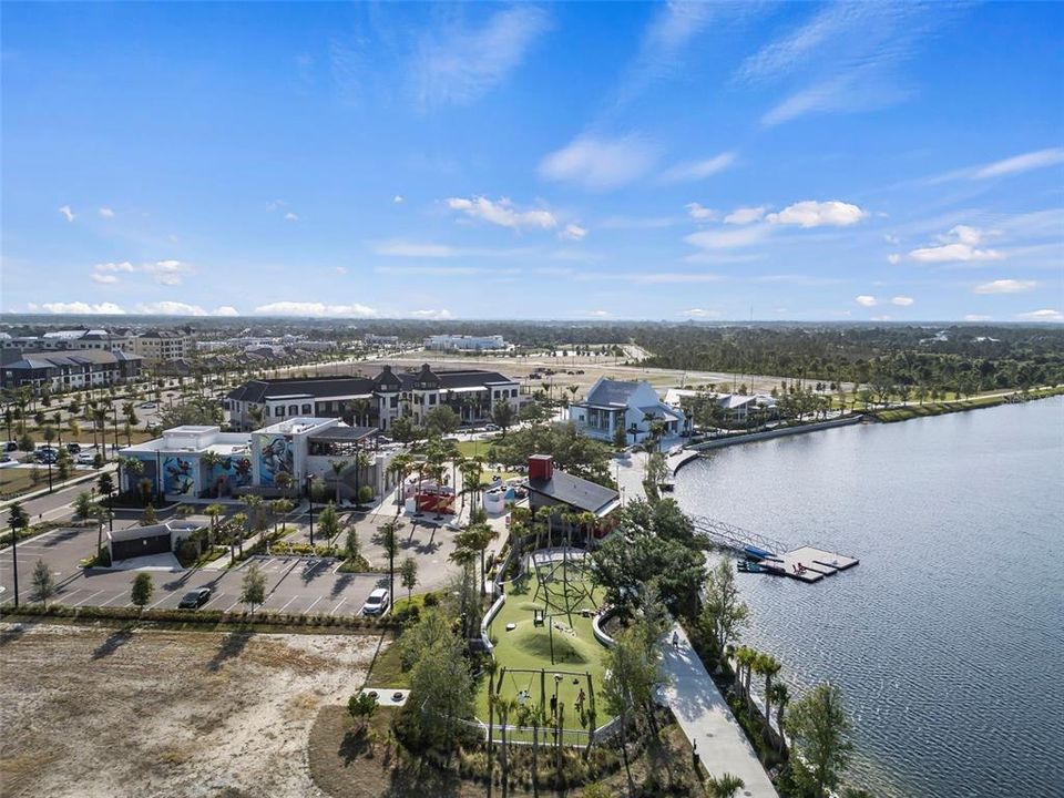 На продажу: $325,000 (3 спален, 2 ванн, 1693 Квадратных фут)