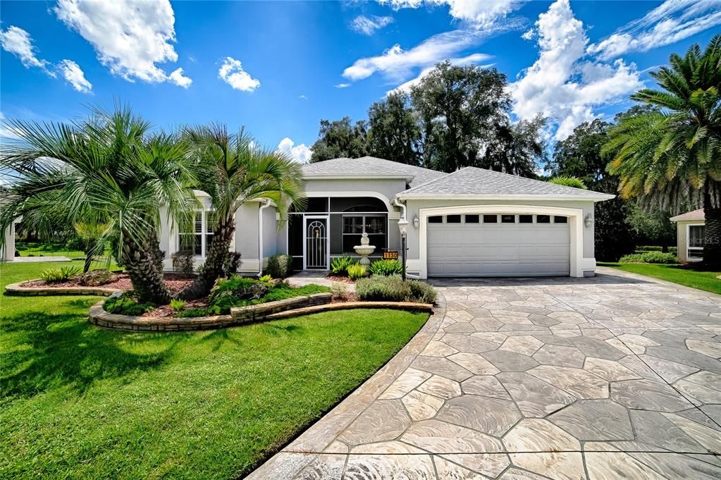 For Sale: $989,000 (3 beds, 2 baths, 2694 Square Feet)