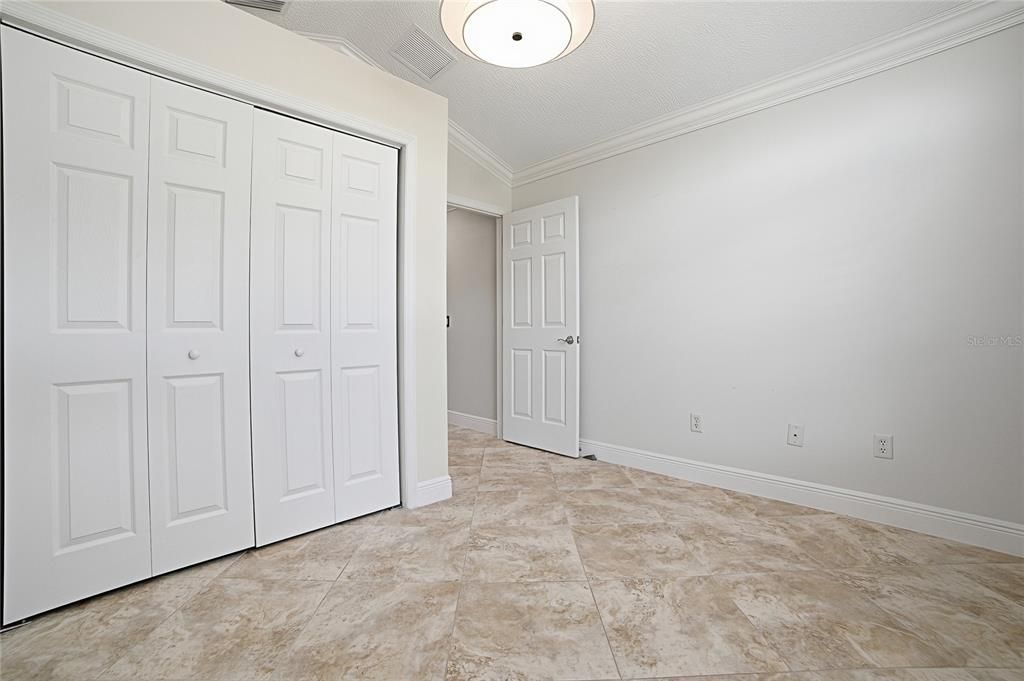 For Sale: $989,000 (3 beds, 2 baths, 2694 Square Feet)
