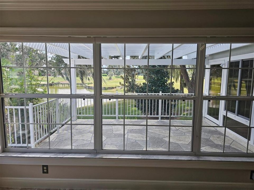 For Sale: $924,000 (3 beds, 2 baths, 2694 Square Feet)