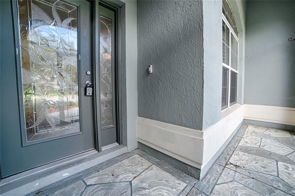 For Sale: $989,000 (3 beds, 2 baths, 2694 Square Feet)