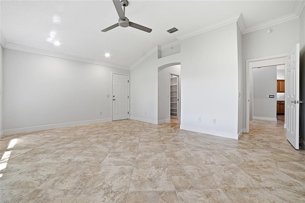 For Sale: $989,000 (3 beds, 2 baths, 2694 Square Feet)